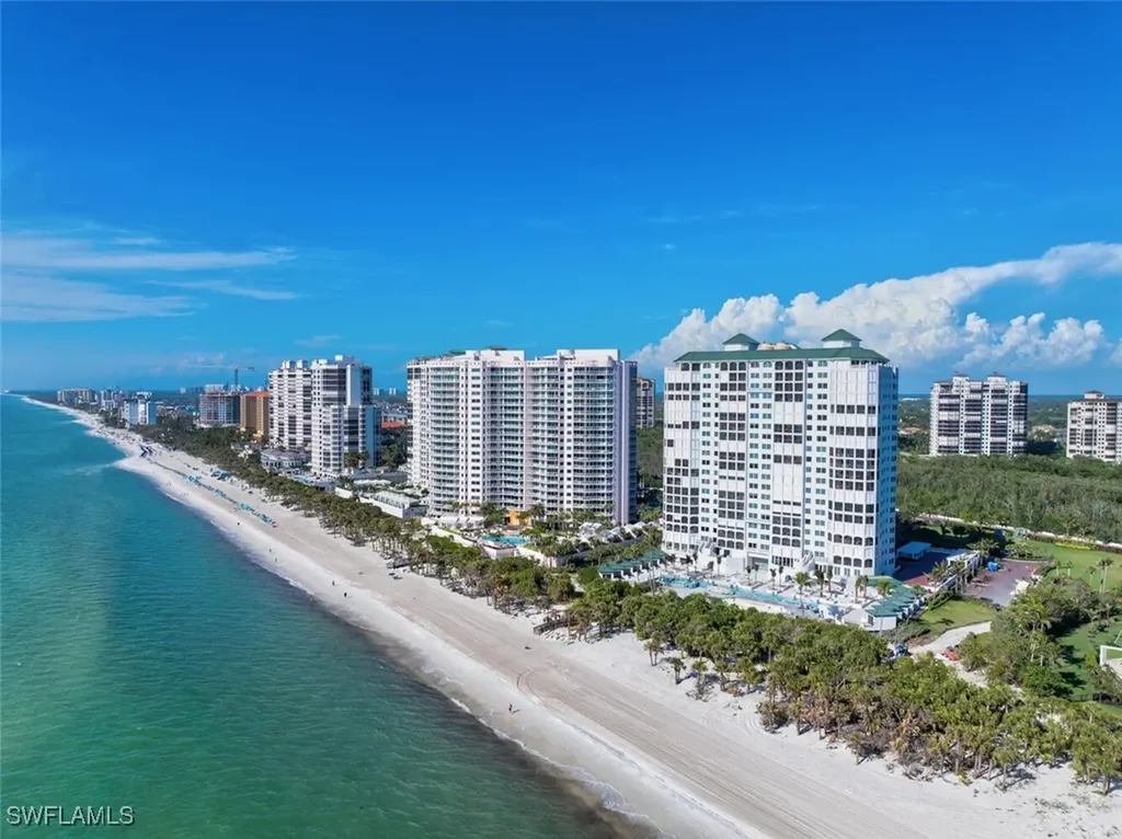 Naples FL, 8171 Bay Colony Drive, Unit 1902