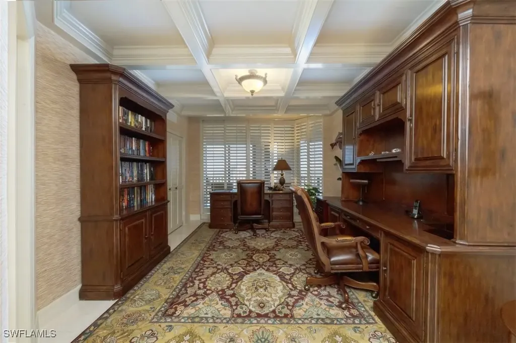 8171 Bay Colony Drive Naples FL 34108
