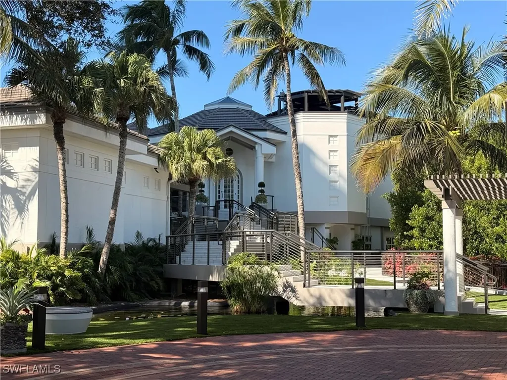 8171 Bay Colony Drive Naples FL 34108