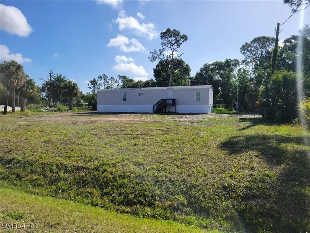 8019 Grady Drive North Fort Myers FL 33917