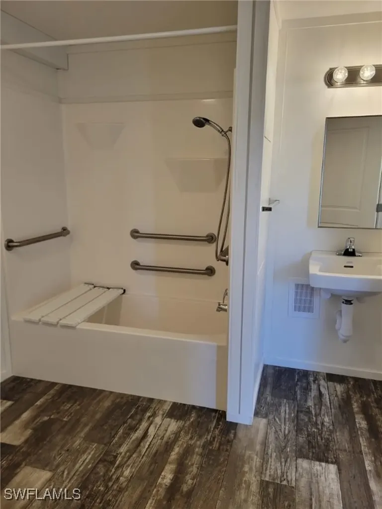 8019 Grady Drive North Fort Myers FL 33917