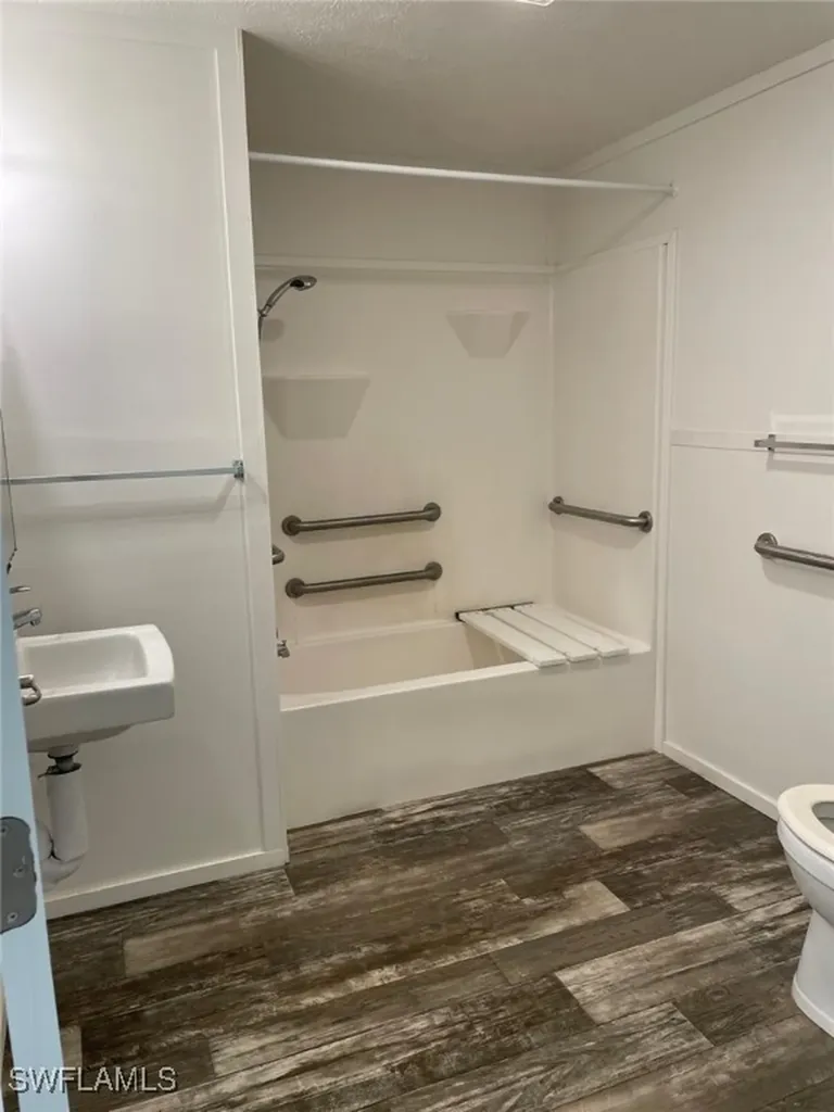 8019 Grady Drive North Fort Myers FL 33917