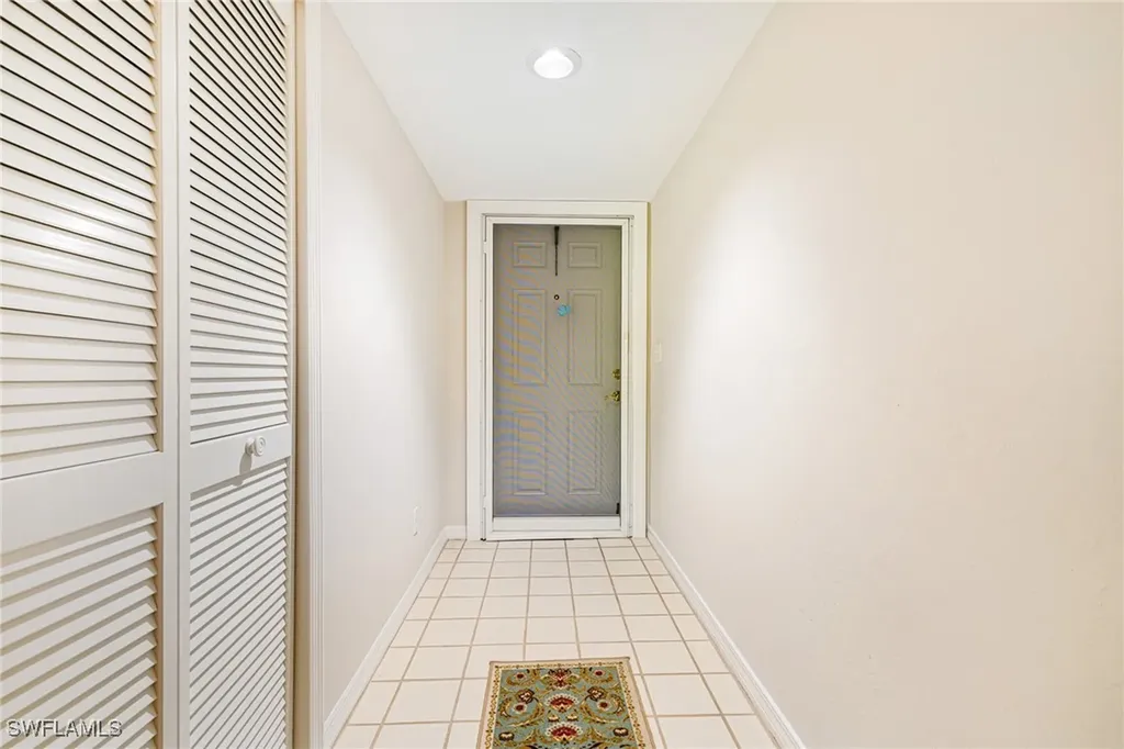 9648 Windsor Gardens Lane Fort Myers FL 33919