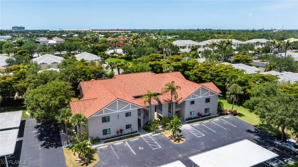 9648 Windsor Gardens Lane Fort Myers FL 33919