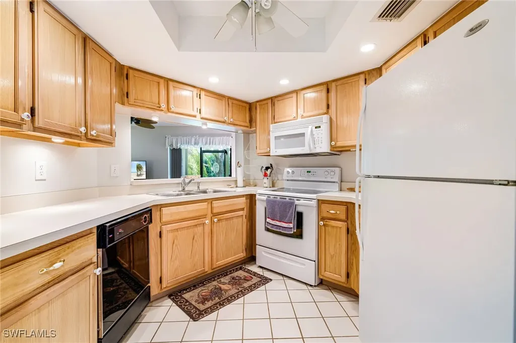 9648 Windsor Gardens Lane Fort Myers FL 33919