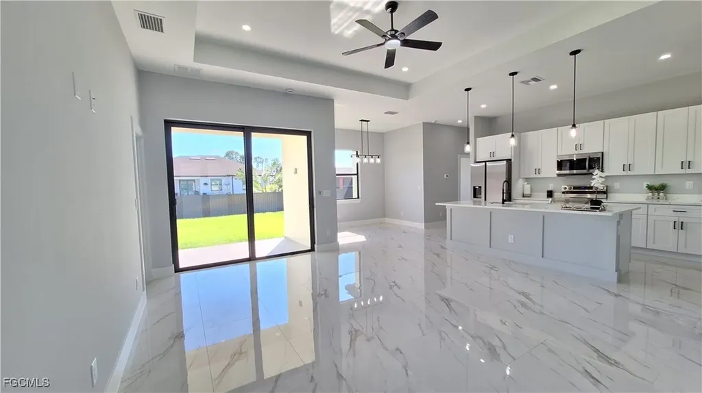2911 22nd Street SW Lehigh Acres FL 33976