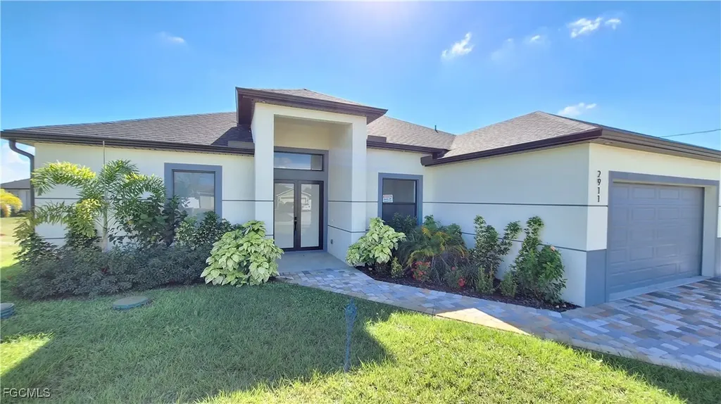 2911 22nd Street SW Lehigh Acres FL 33976