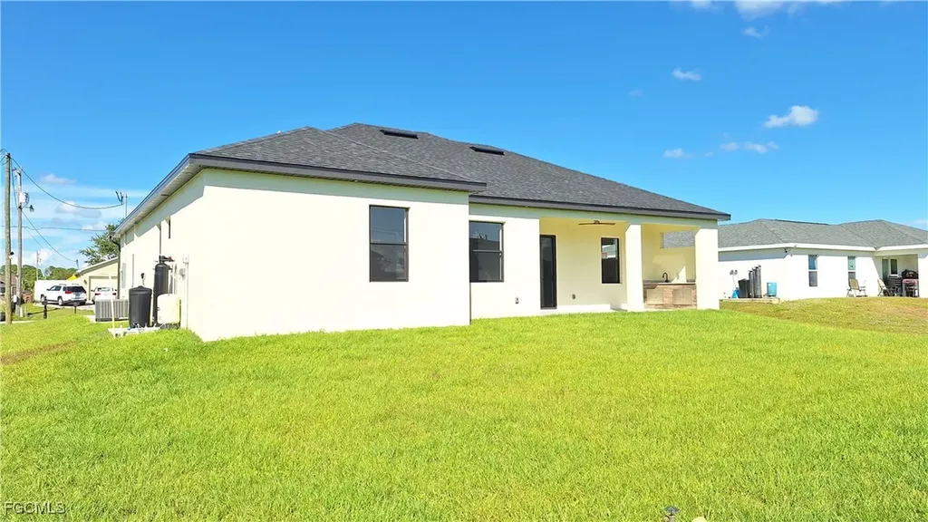 2911 22nd Street SW Lehigh Acres FL 33976
