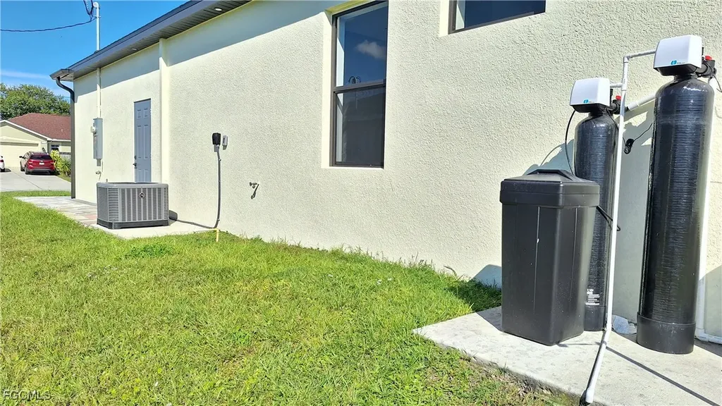 2911 22nd Street SW Lehigh Acres FL 33976