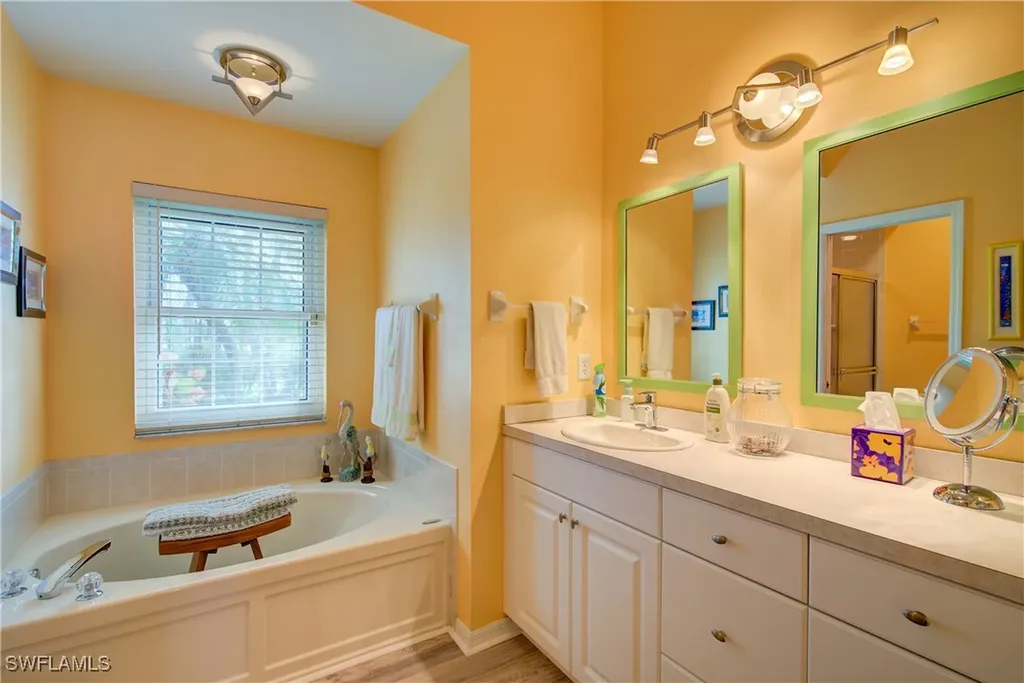 2928 SE 6th Avenue Cape Coral FL 33904