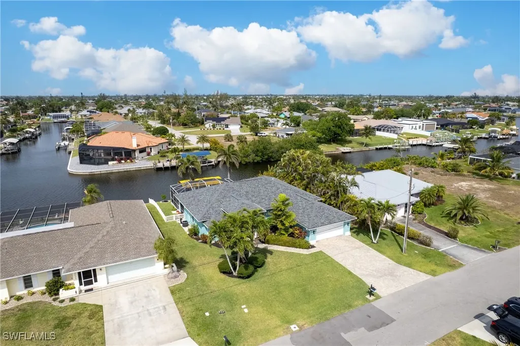 2928 SE 6th Avenue Cape Coral FL 33904
