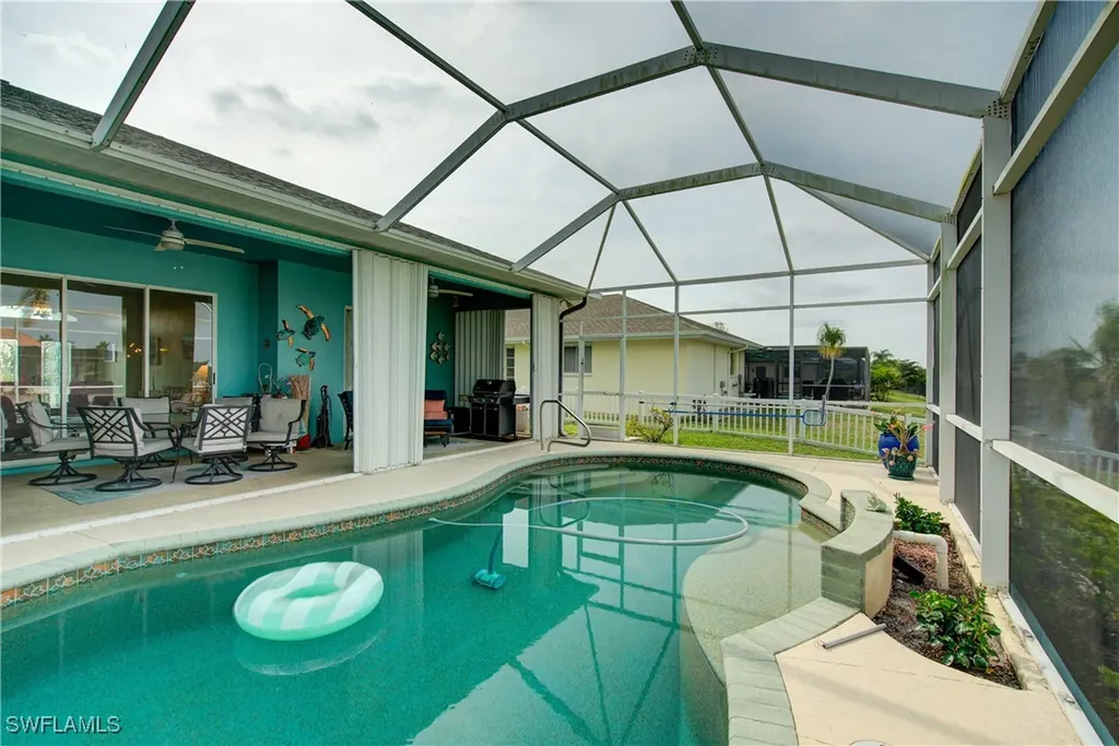 2928 SE 6th Avenue Cape Coral FL 33904