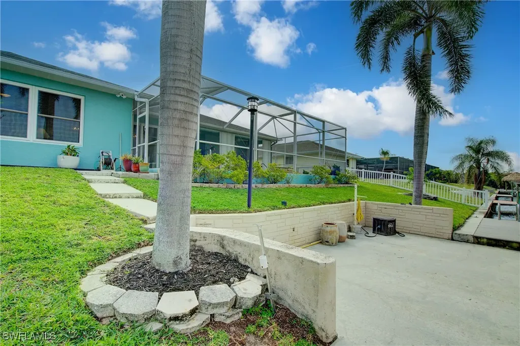 2928 SE 6th Avenue Cape Coral FL 33904