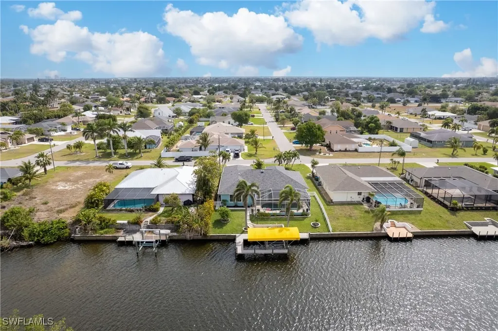 2928 SE 6th Avenue Cape Coral FL 33904