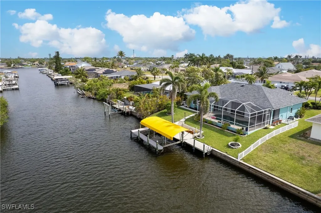 2928 SE 6th Avenue Cape Coral FL 33904