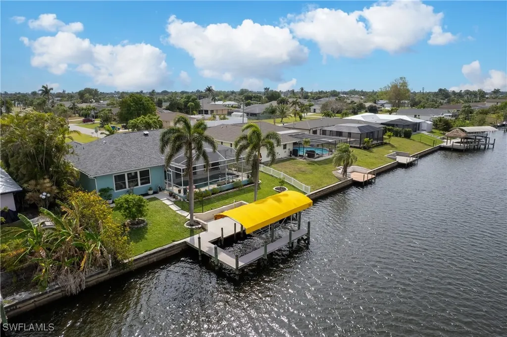 2928 SE 6th Avenue Cape Coral FL 33904