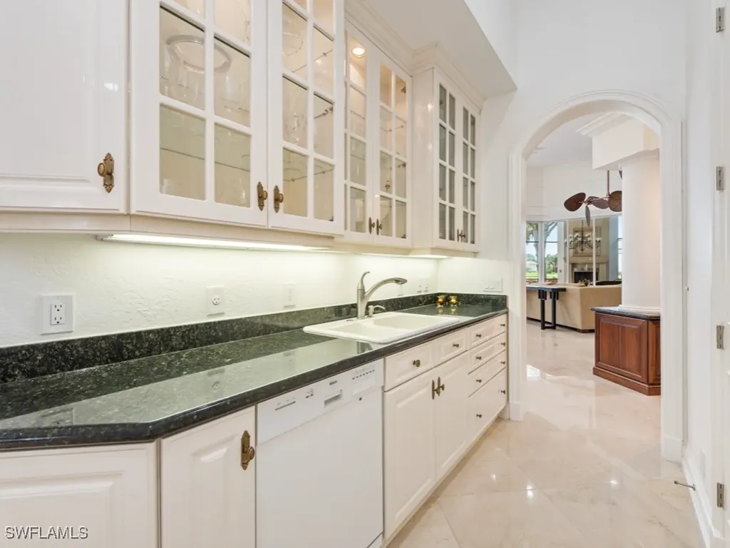 4244 Brynwood Drive Naples FL 34119