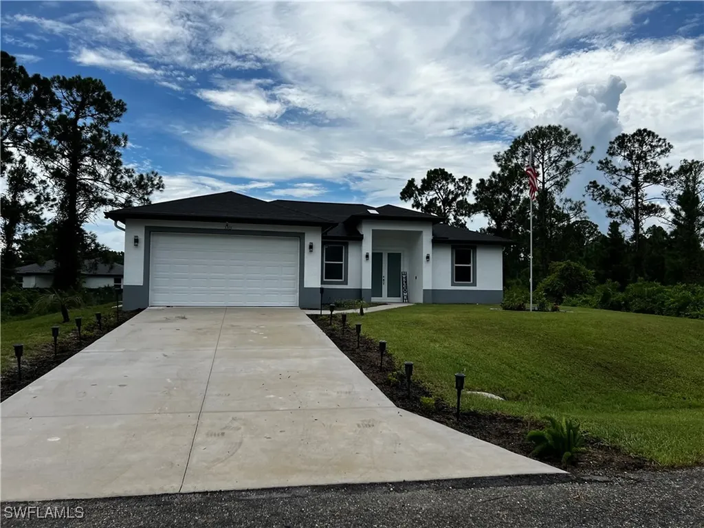 3313 68th Street W Lehigh Acres FL 33971