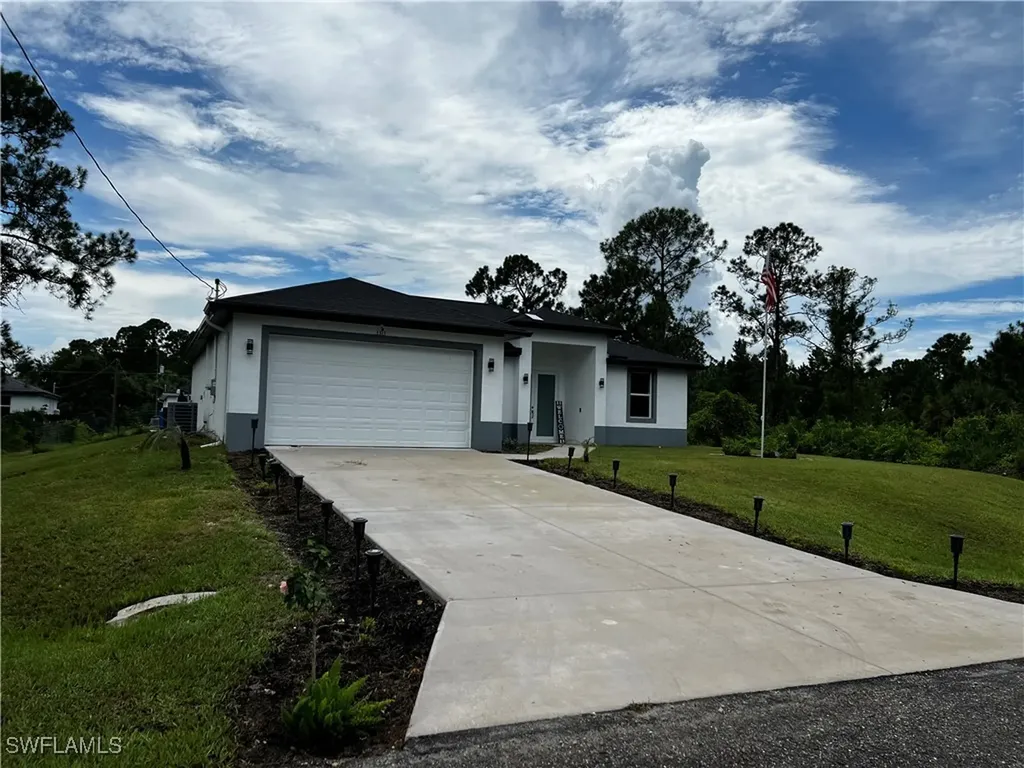 3313 68th Street W Lehigh Acres FL 33971