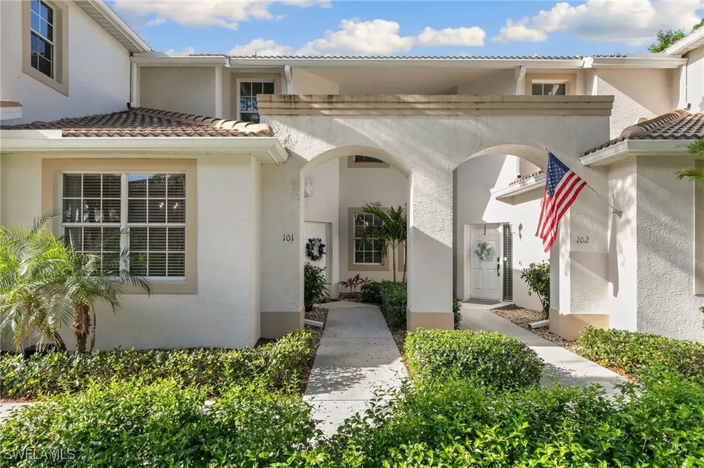 9021 Las Maderas Drive Bonita Springs FL 34135