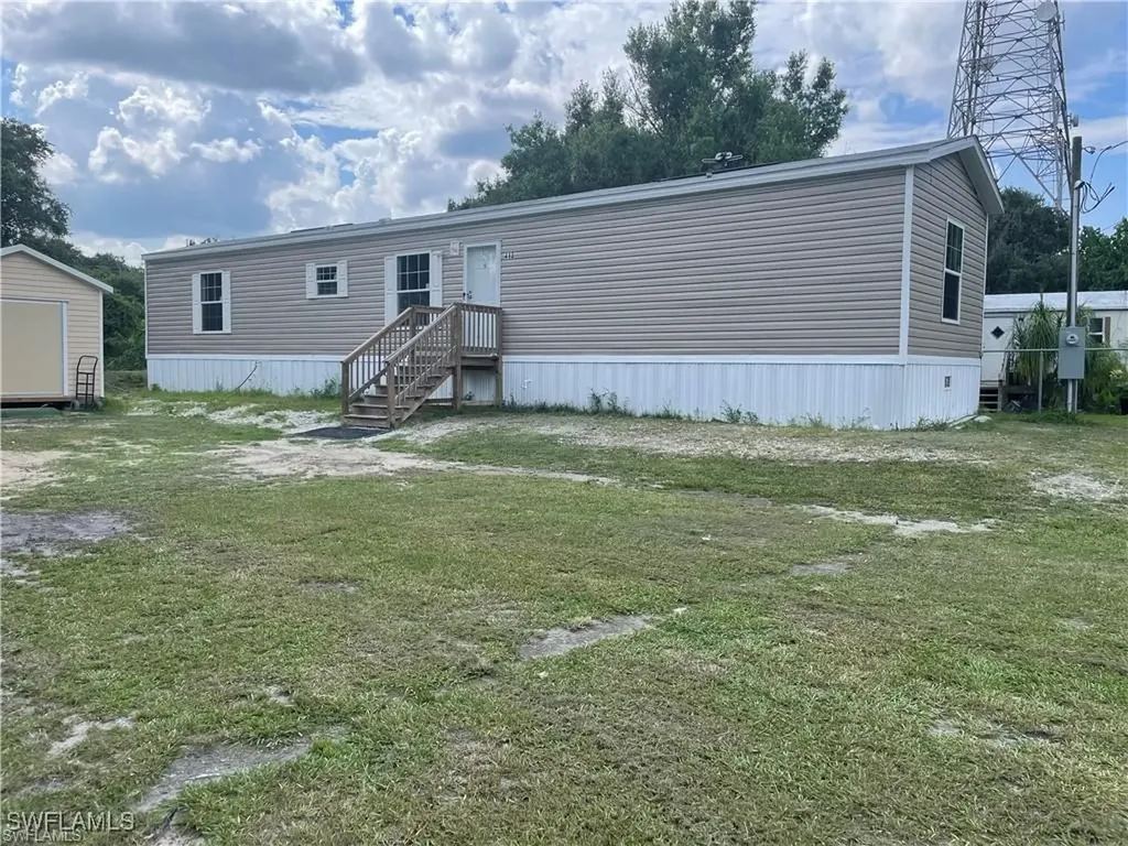 413 Citrus Avenue Palmdale FL 33944