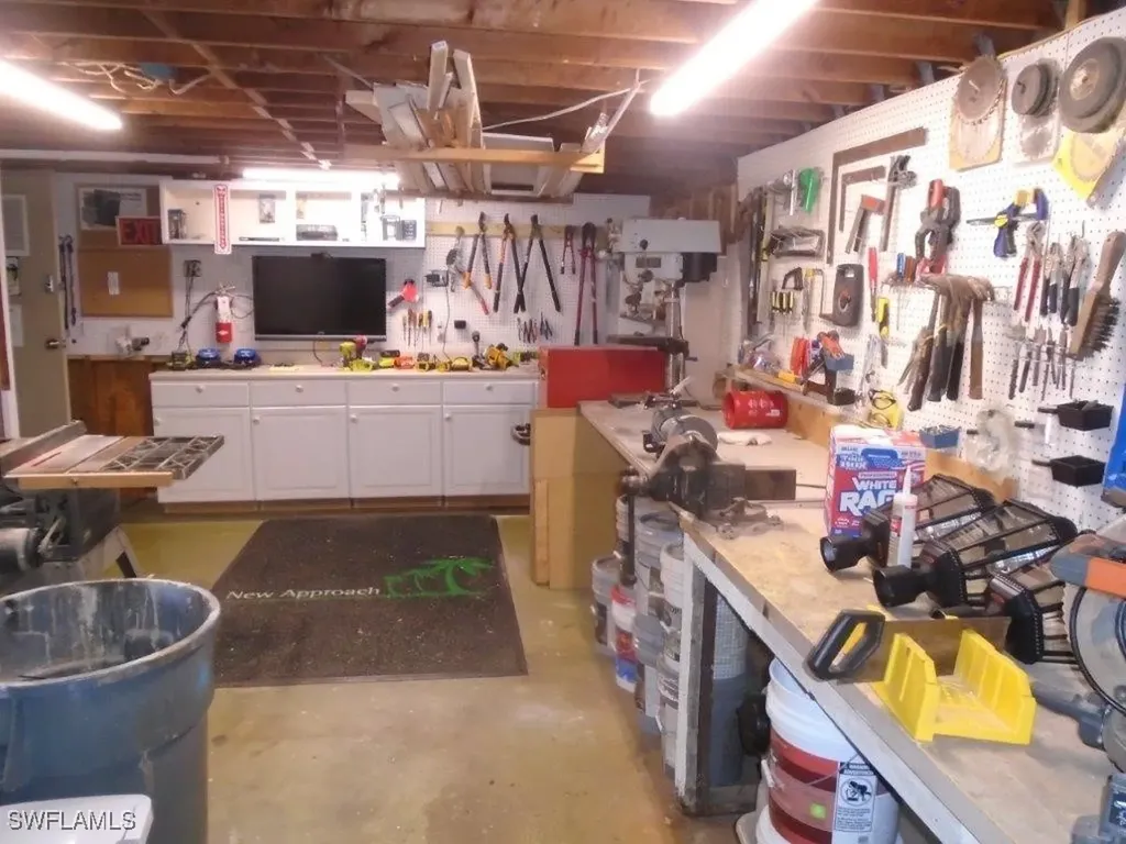 1500 Popham Drive Fort Myers FL 33919
