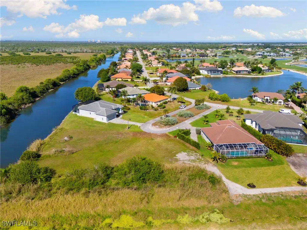 18613 Candletree Court Naples FL 34114
