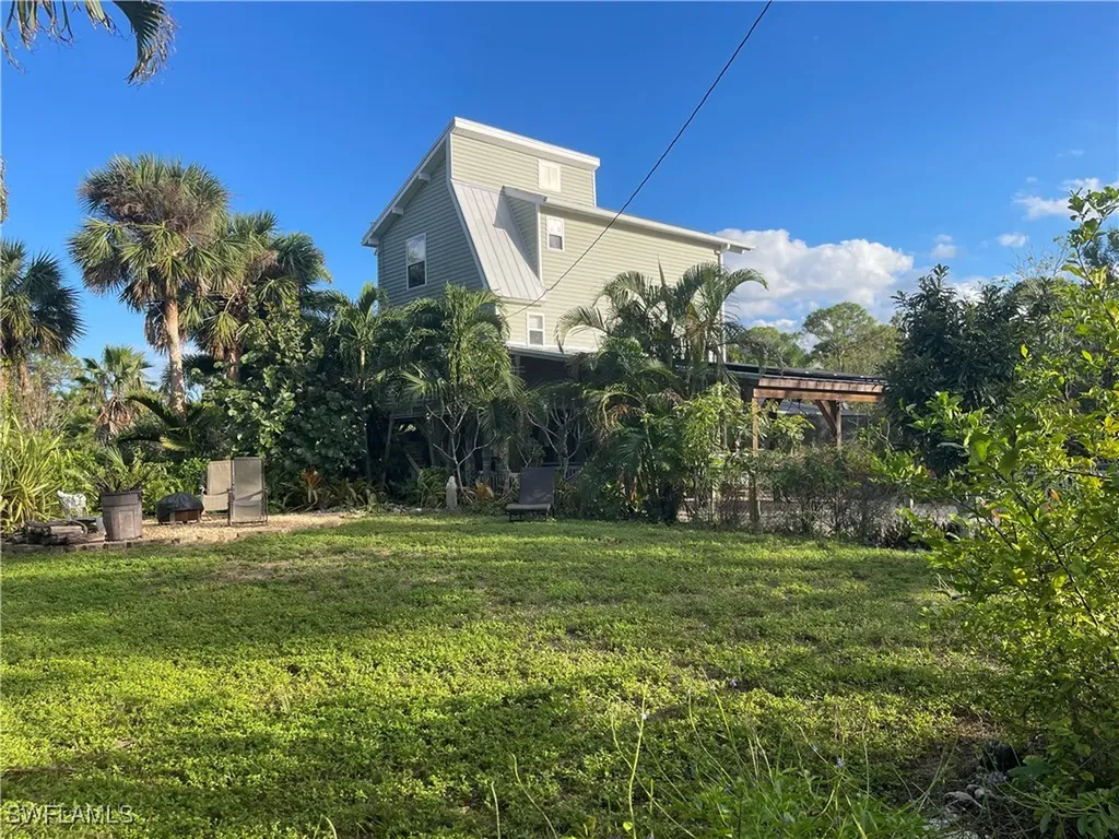 6831 Tropical Lane Bokeelia FL 33922