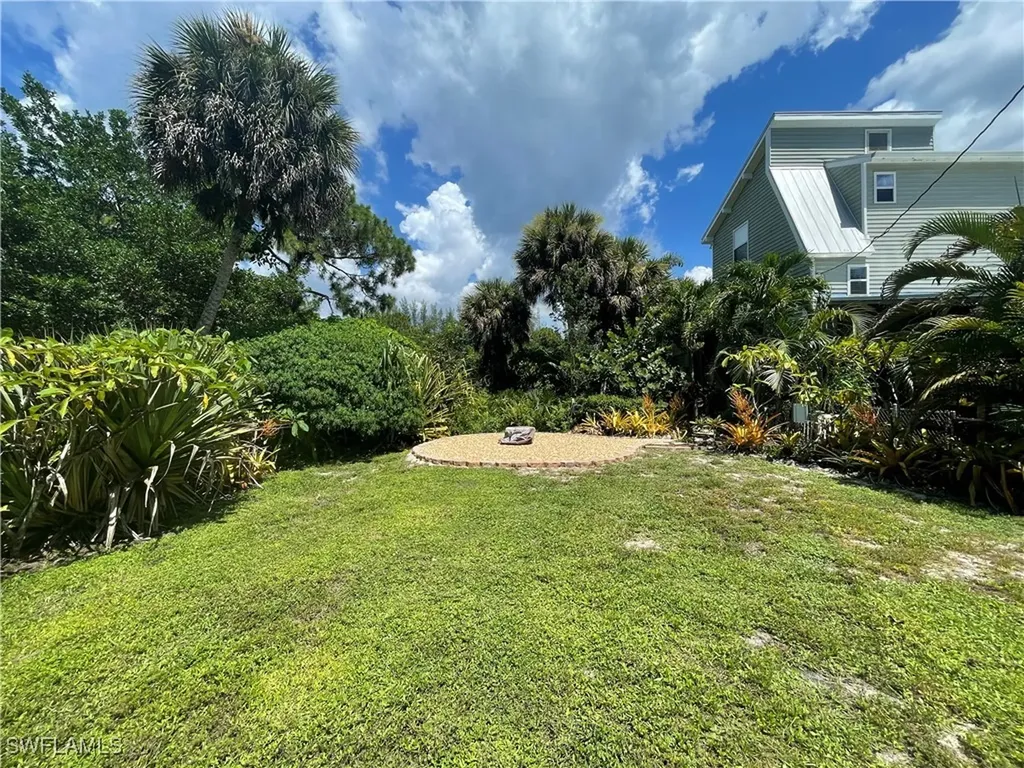 6831 Tropical Lane Bokeelia FL 33922