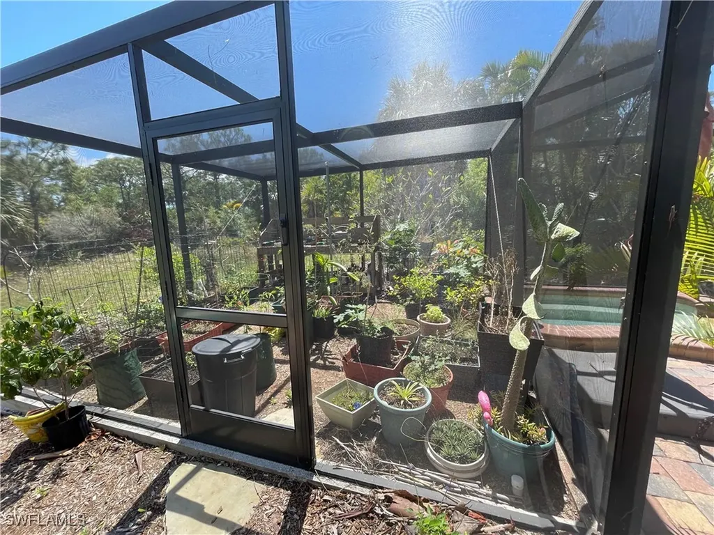 6831 Tropical Lane Bokeelia FL 33922