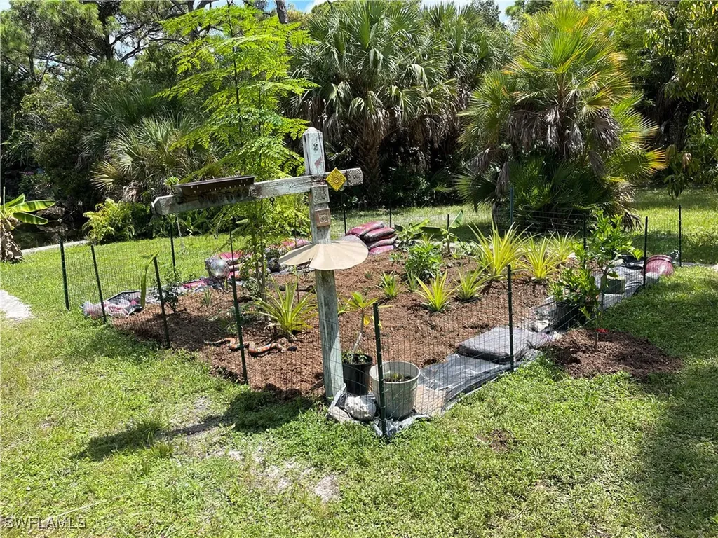 6831 Tropical Lane Bokeelia FL 33922