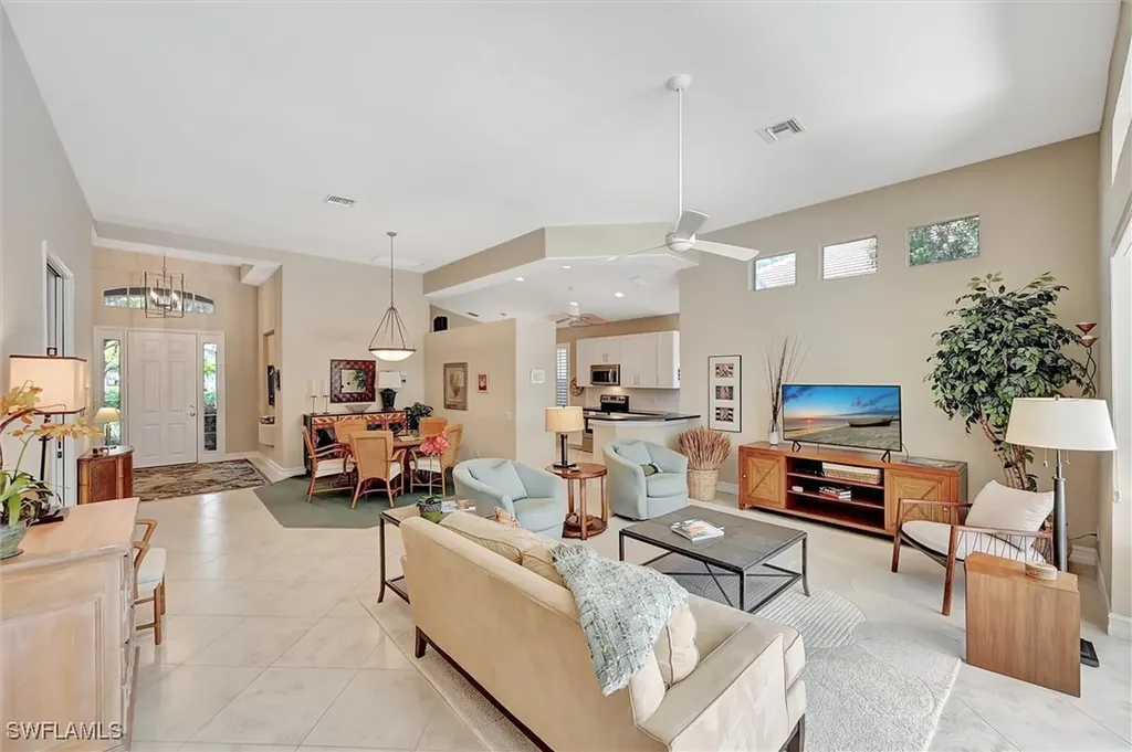 1805 Winding Oaks Way Naples FL 34109