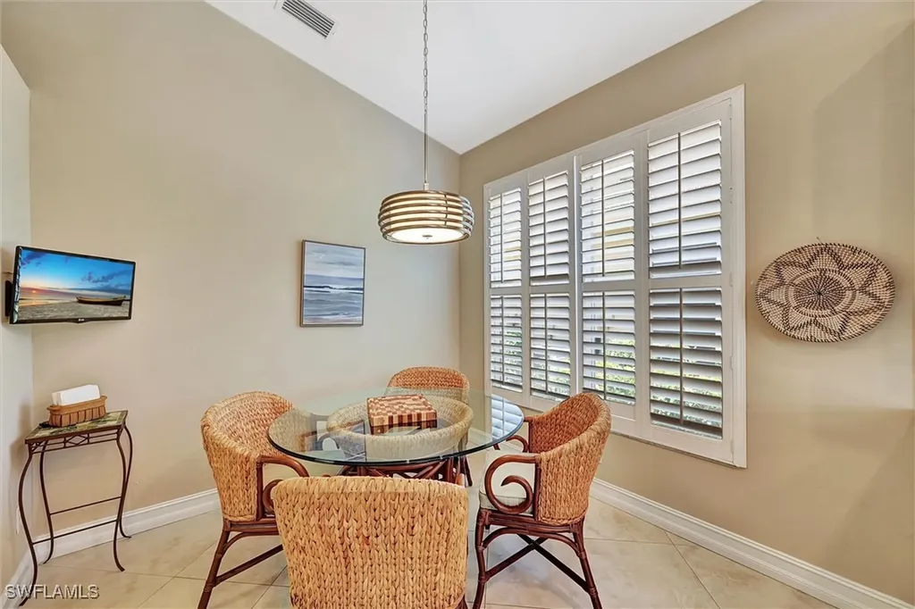 1805 Winding Oaks Way Naples FL 34109