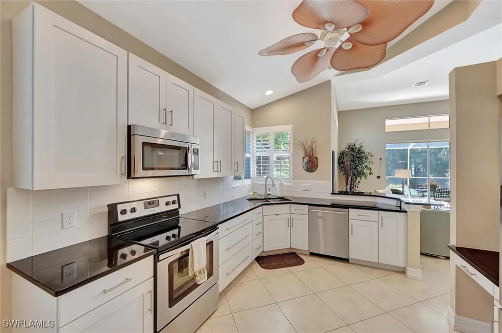 1805 Winding Oaks Way Naples FL 34109