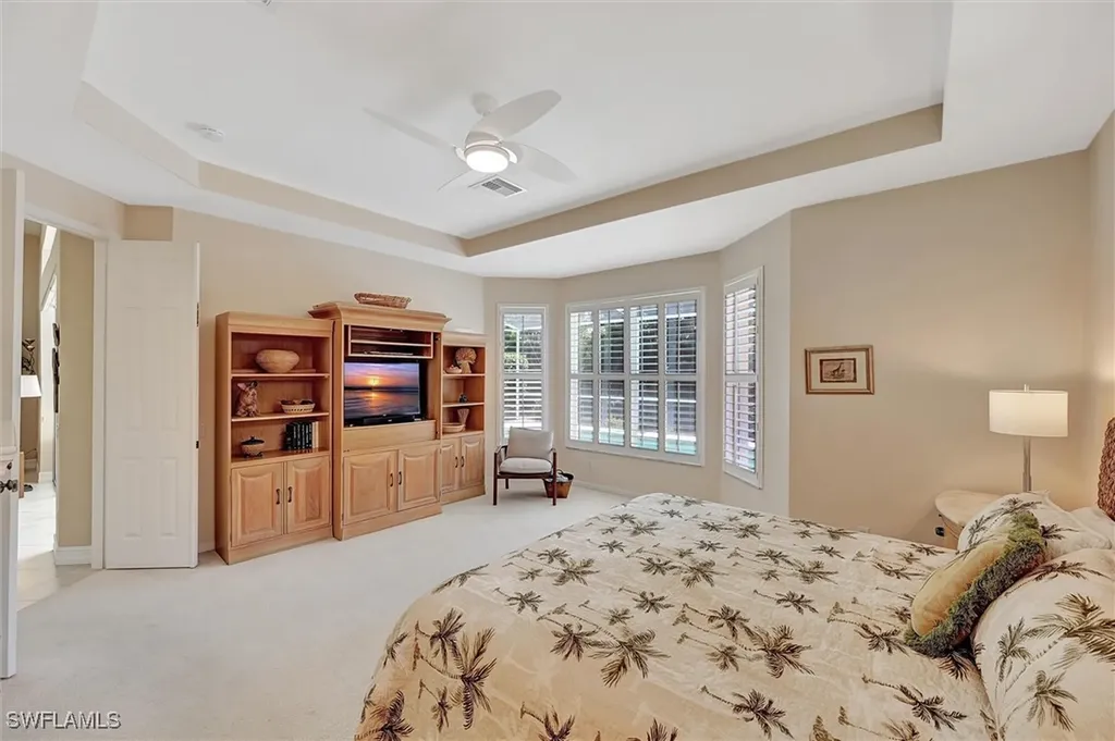 1805 Winding Oaks Way Naples FL 34109