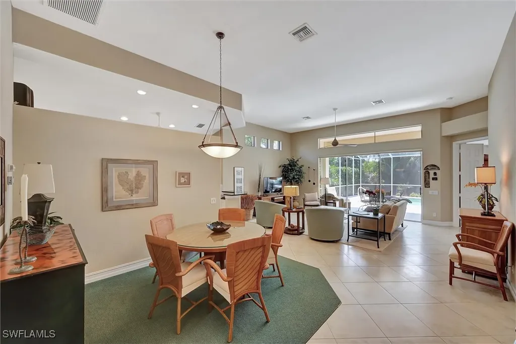 1805 Winding Oaks Way Naples FL 34109