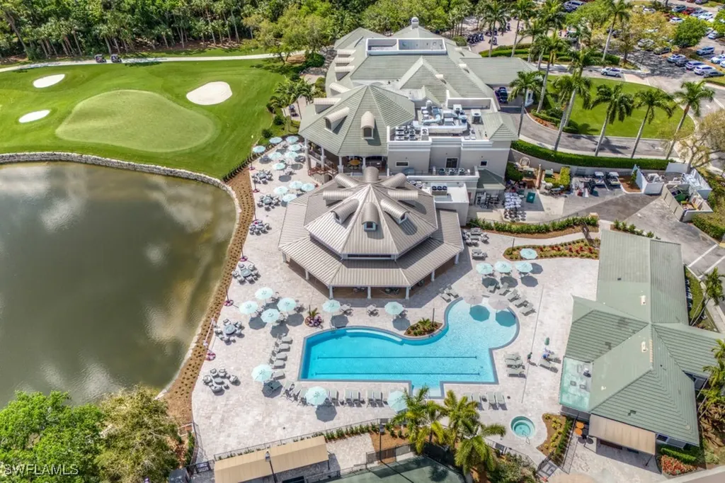 1805 Winding Oaks Way Naples FL 34109