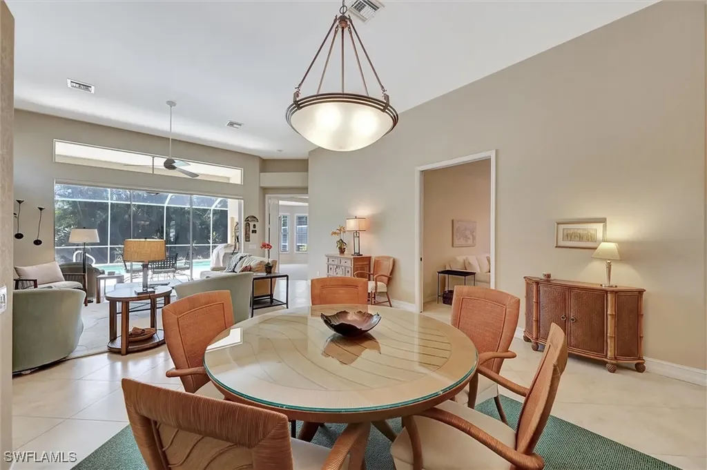 1805 Winding Oaks Way Naples FL 34109