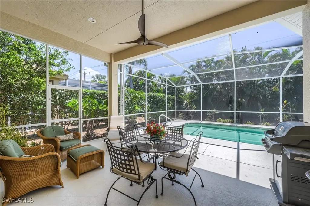 1805 Winding Oaks Way Naples FL 34109