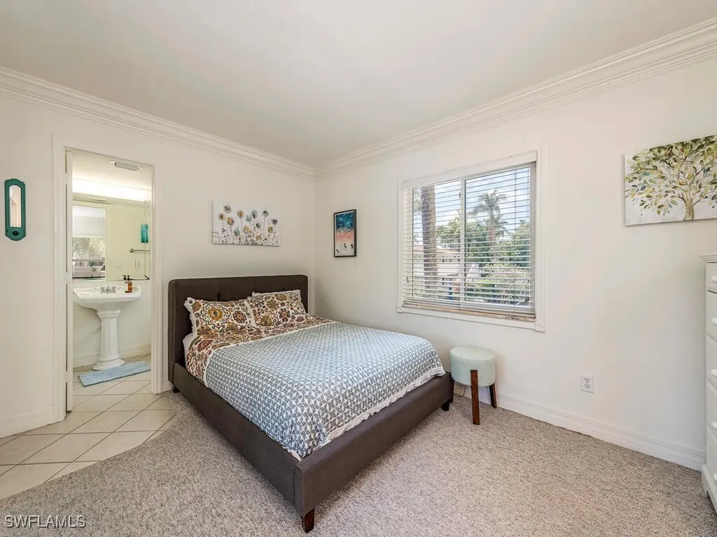 980 7th Avenue S Naples FL 34102