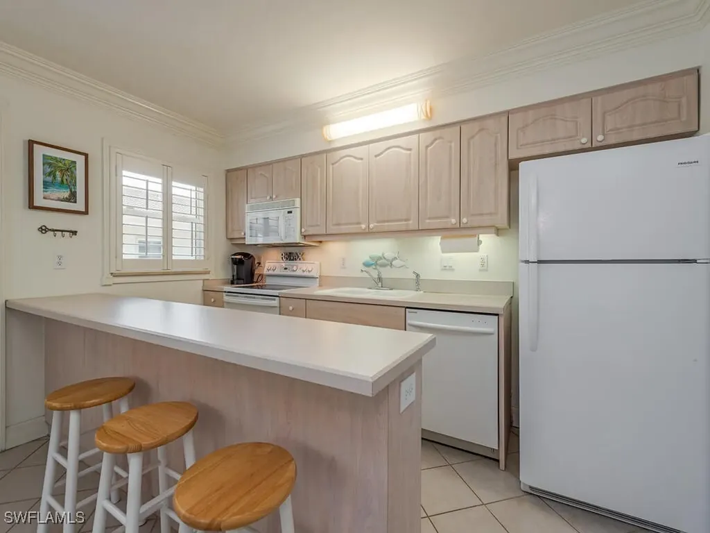 980 7th Avenue S Naples FL 34102