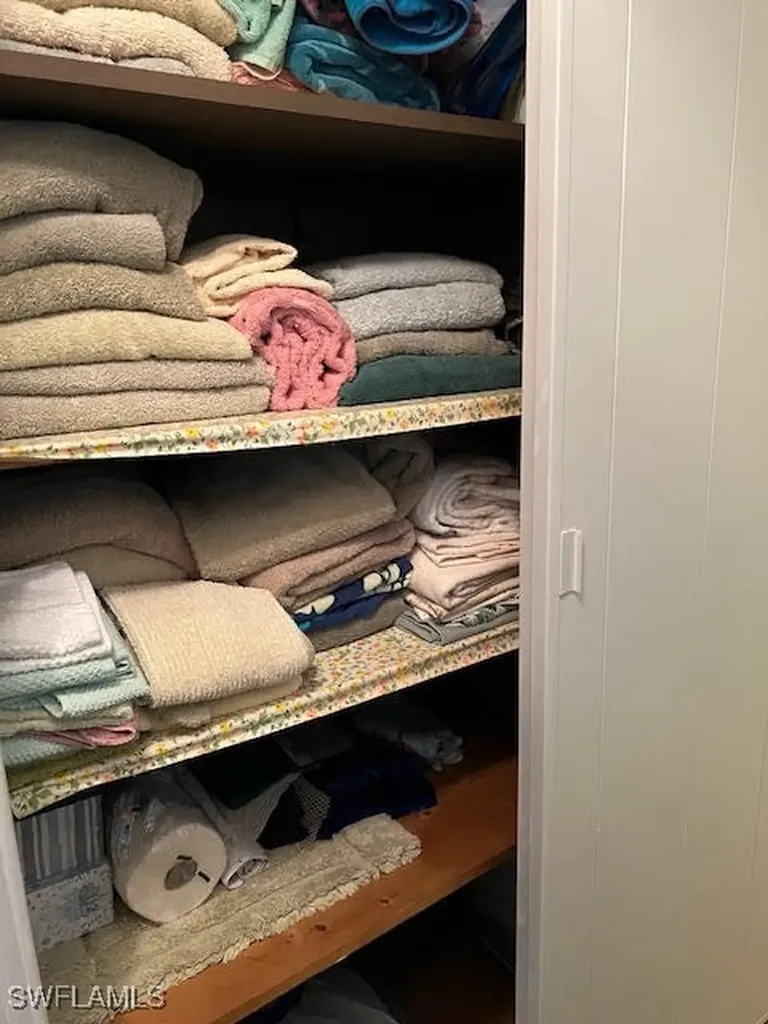 588 Daisy Drive North Fort Myers FL 33917