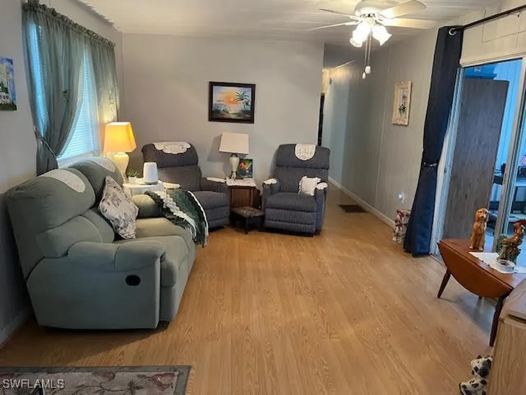 588 Daisy Drive North Fort Myers FL 33917