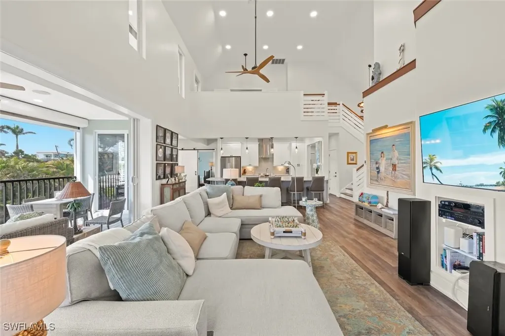 483 Sea Walk Court Sanibel FL 33957