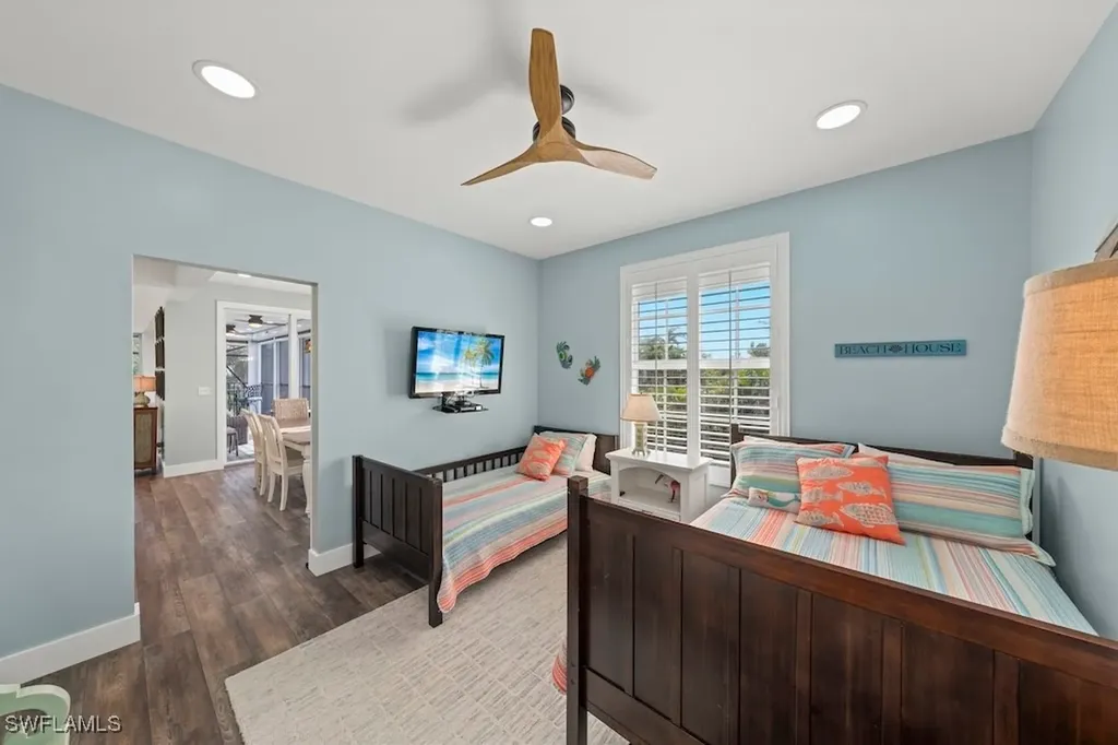 483 Sea Walk Court Sanibel FL 33957