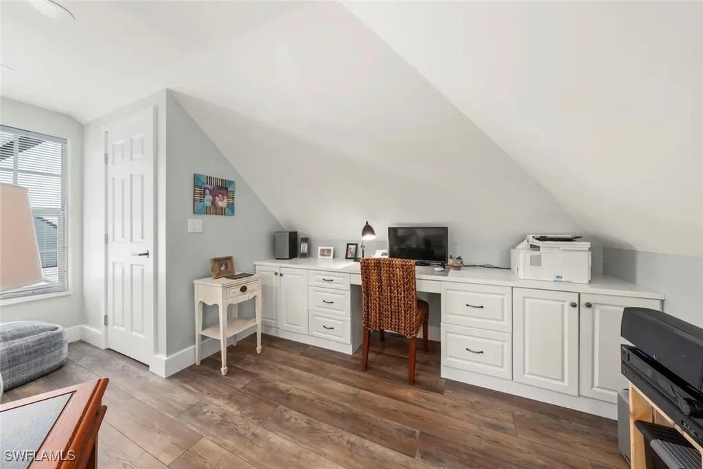 483 Sea Walk Court Sanibel FL 33957