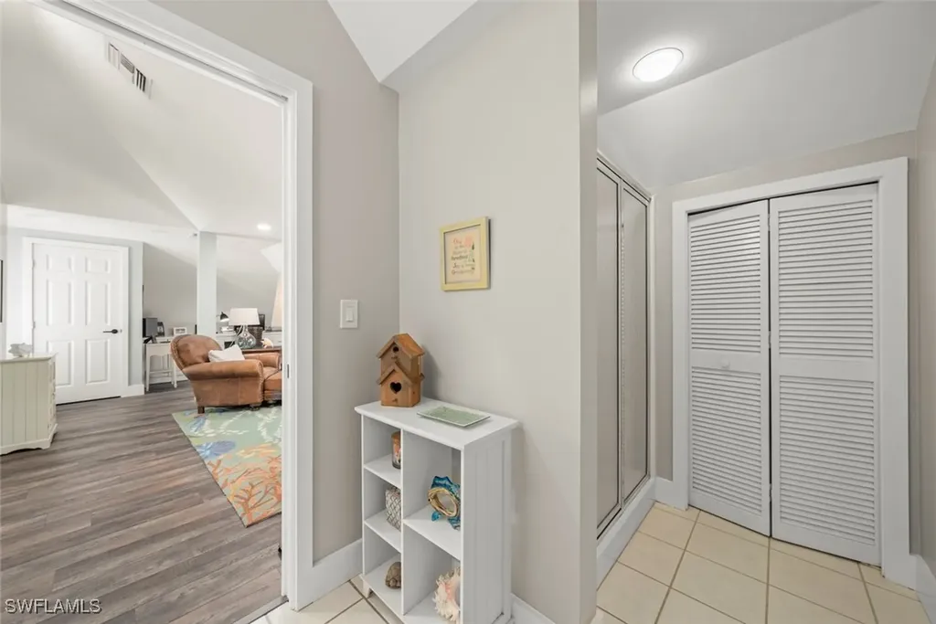 483 Sea Walk Court Sanibel FL 33957