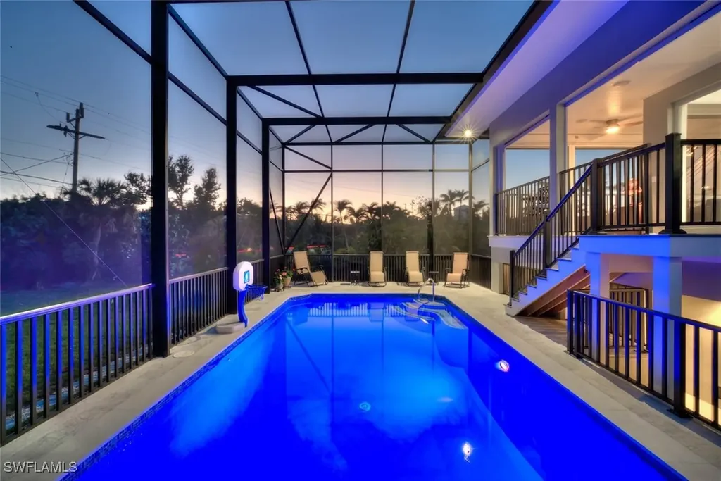 483 Sea Walk Court Sanibel FL 33957