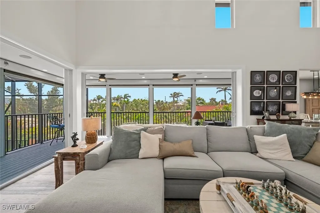 483 Sea Walk Court Sanibel FL 33957