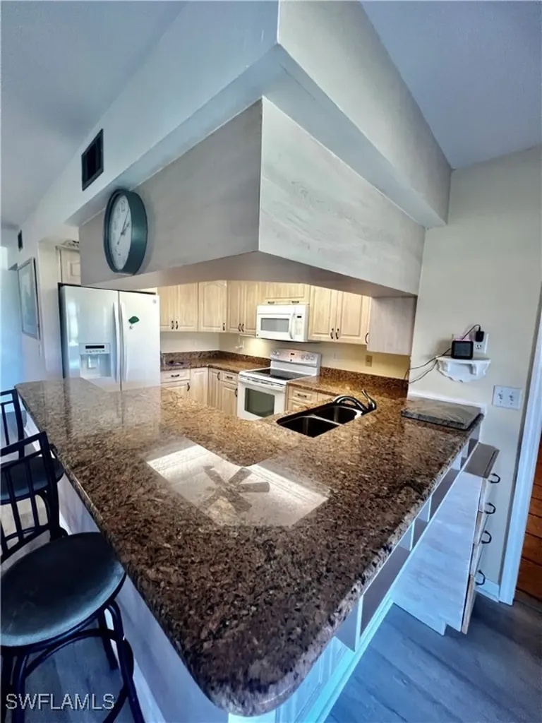 5765 Trailwinds Drive Fort Myers FL 33907
